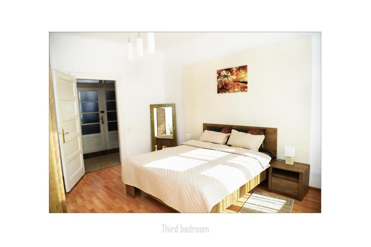 Apartament Dinicu, Brasov, Romania מראה חיצוני תמונה